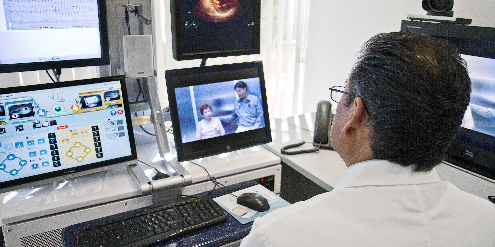 Skyping with your doctor? State may expand electronic medical care