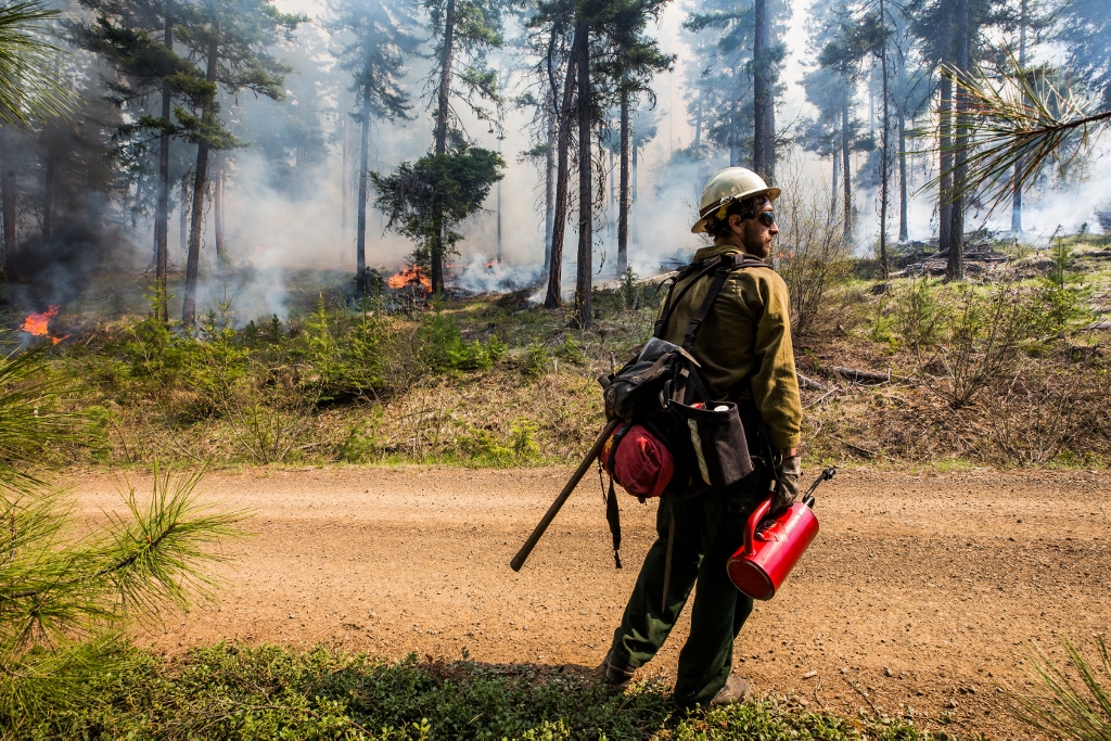 With nearly 1 million homes at risk, Washington is losing the wildfire fight
